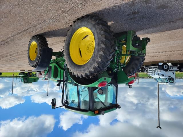 Image of John Deere 6715 equipment image 2