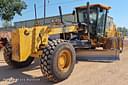 2006 John Deere 672D Image