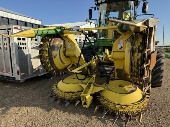 Image of John Deere 678 equipment image 3