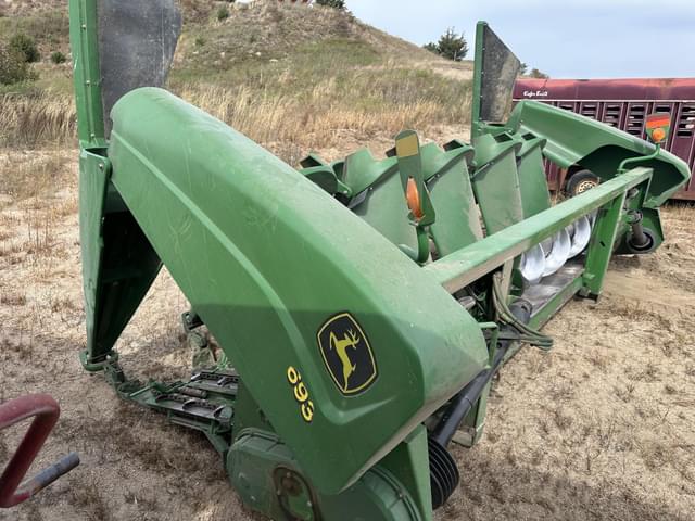 Image of John Deere 693 equipment image 1