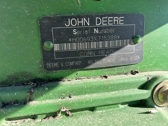 Image of John Deere 693 Primary image