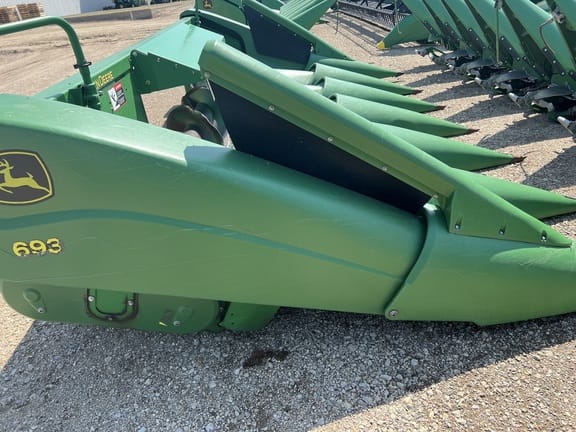 Main image John Deere 693