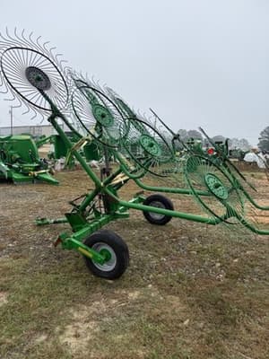 2006 John Deere 702 Image