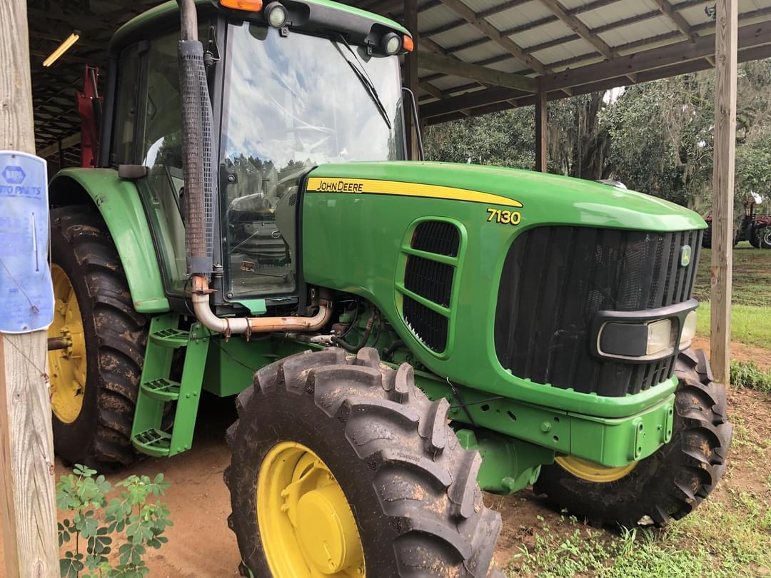 Image of John Deere 7130 Primary image