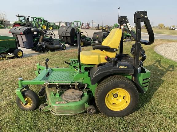 Image of John Deere 717A equipment image 3