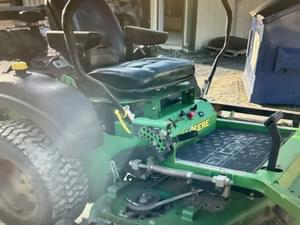 2006 John Deere 717A Image