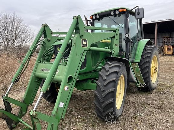 Image of John Deere 7220 Primary image