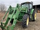 2006 John Deere 7220 Image