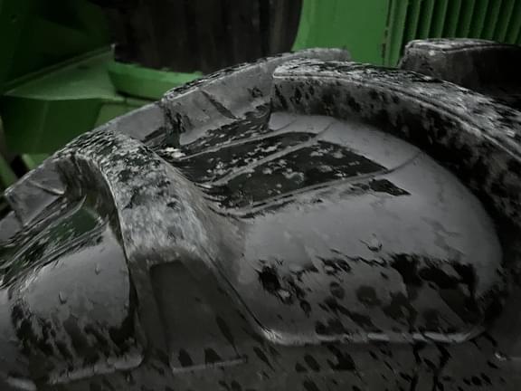 Image of John Deere 7220 equipment image 4