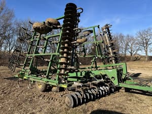 2006 John Deere 726 Image