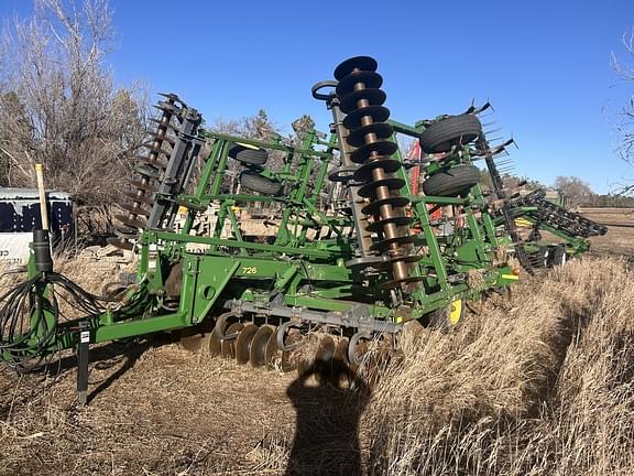 Image of John Deere 726 Primary image