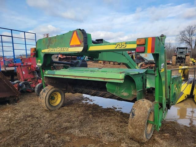 Image of John Deere 735 equipment image 3