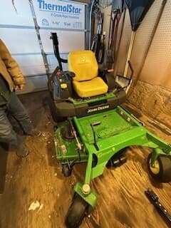 Image of John Deere 737 equipment image 1