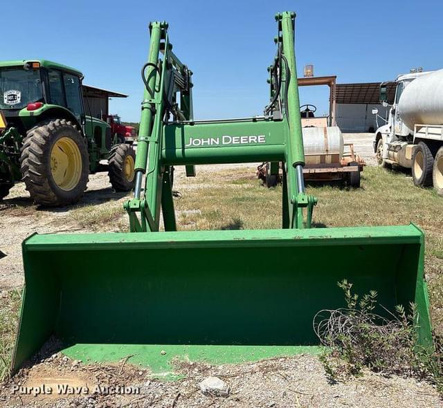 Image of John Deere 740 Classic equipment image 1