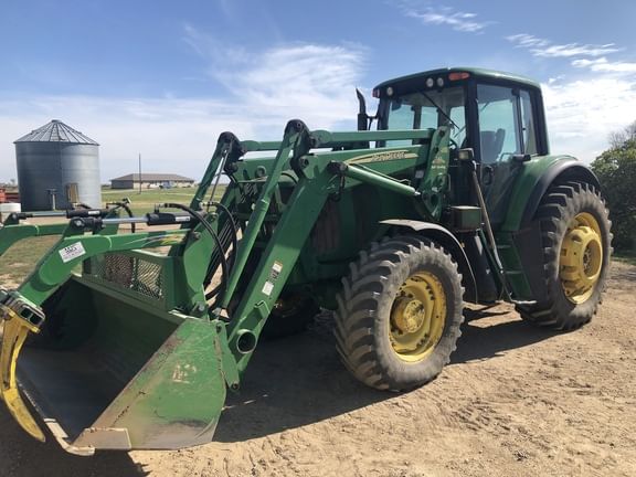 Main image John Deere 7420