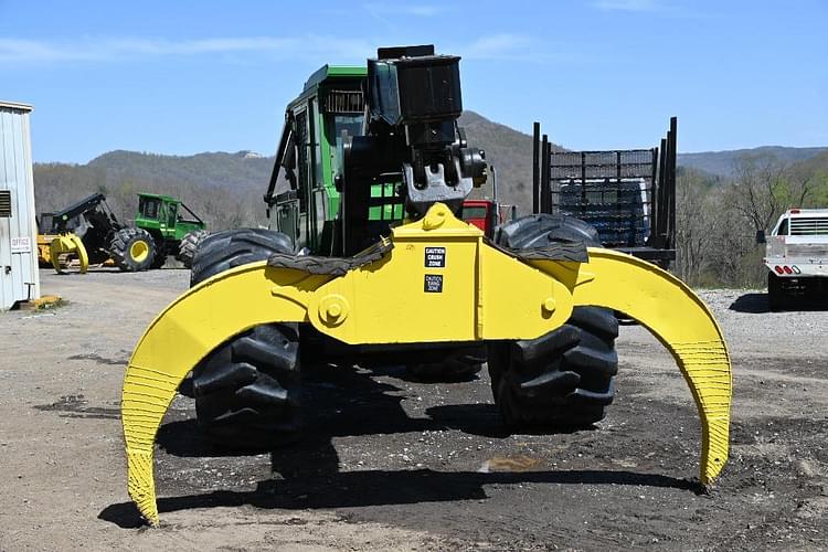 Main image John Deere 748GIII 4