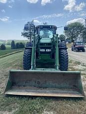 Main image John Deere 7520 3