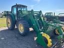 2006 John Deere 7520 Image