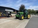 2006 John Deere 7520 Image