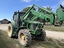 2006 John Deere 7520 Image