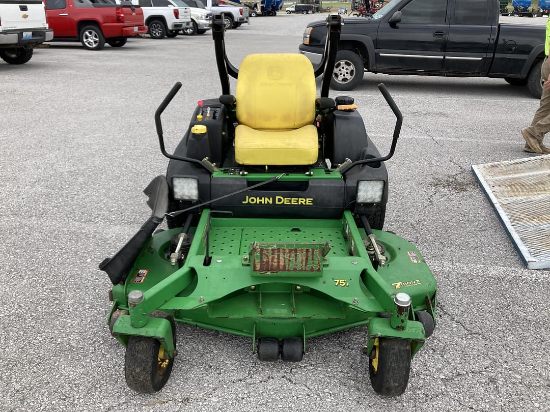 Image of John Deere 757 Primary image