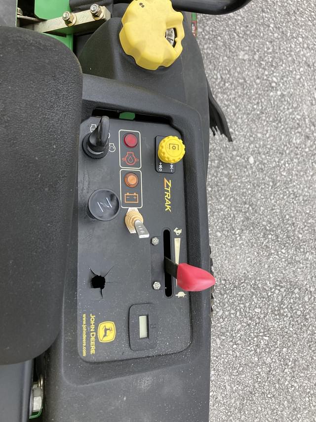 Image of John Deere 757 equipment image 4