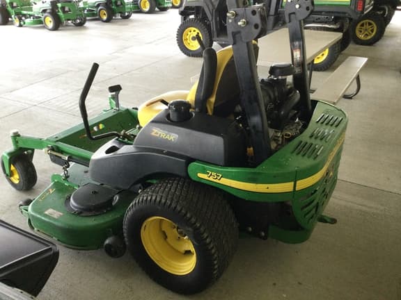 Image of John Deere 757 equipment image 1