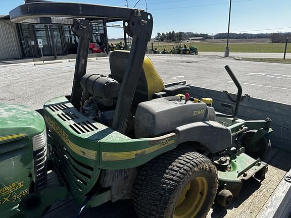 Image of John Deere 757 equipment image 3