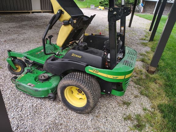 Image of John Deere 757 equipment image 3