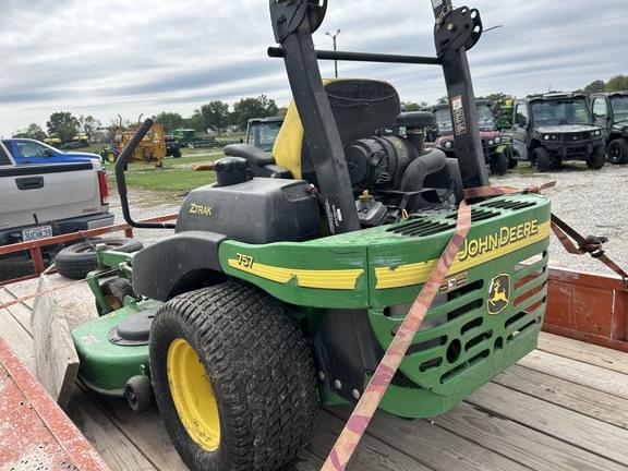 Image of John Deere 757 equipment image 1