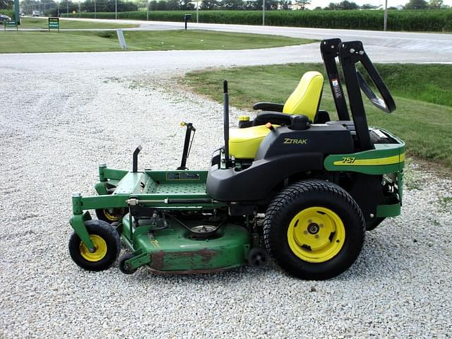 Image of John Deere 757 equipment image 3