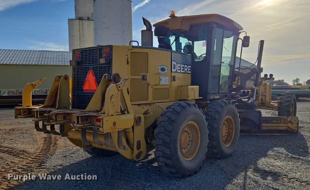 Image of John Deere 770D equipment image 4