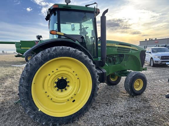Image of John Deere 7720 equipment image 4