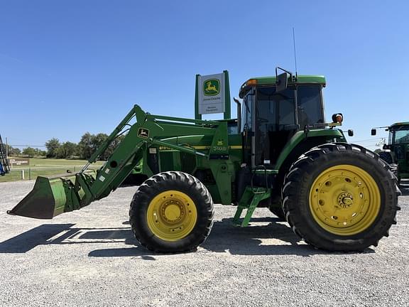 Image of John Deere 7810 equipment image 1