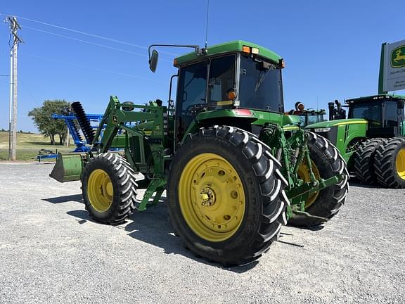 Image of John Deere 7810 equipment image 2