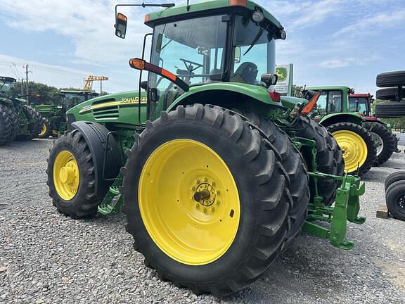 Image of John Deere 7820 Image 1