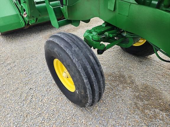 Image of John Deere 7820 equipment image 4