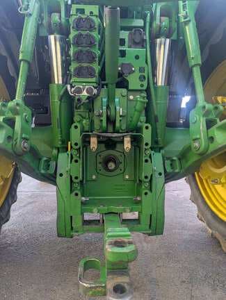 Image of John Deere 7830 equipment image 4
