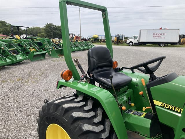 Image of John Deere 790 equipment image 2