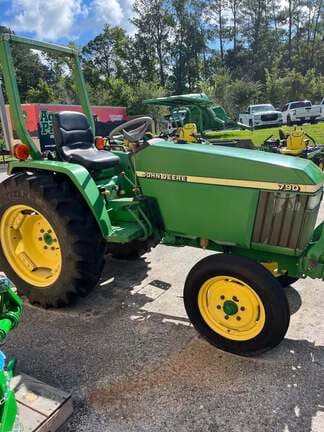 Image of John Deere 790 equipment image 4