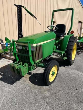 Image of John Deere 790 equipment image 2