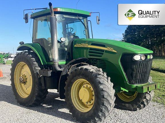 Image of John Deere 7920 Primary image