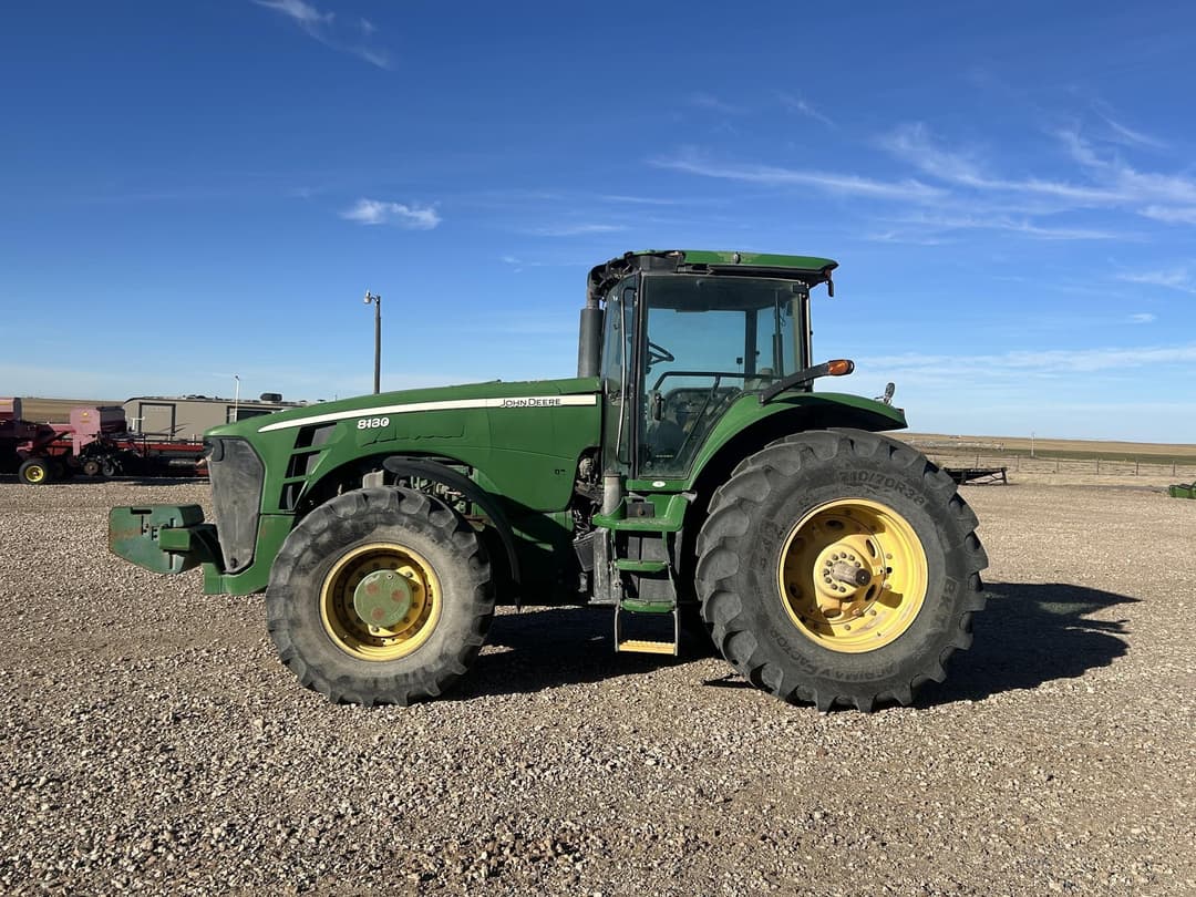 Image of John Deere 8130 Primary image