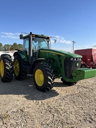 Image of John Deere 8130 equipment image 1