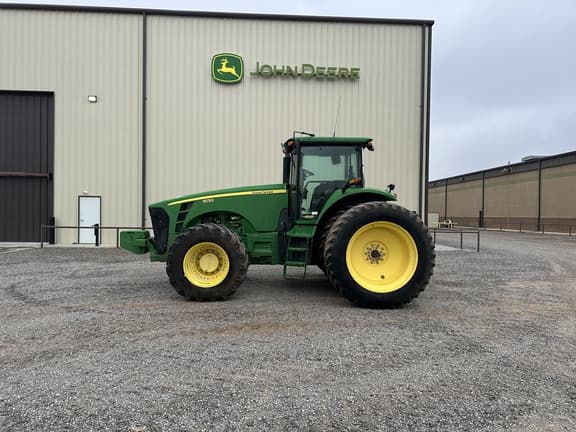 Image of John Deere 8130 equipment image 1