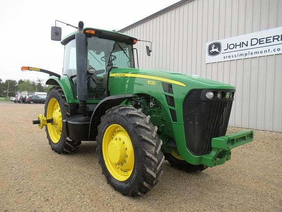 Image of John Deere 8130 equipment image 4