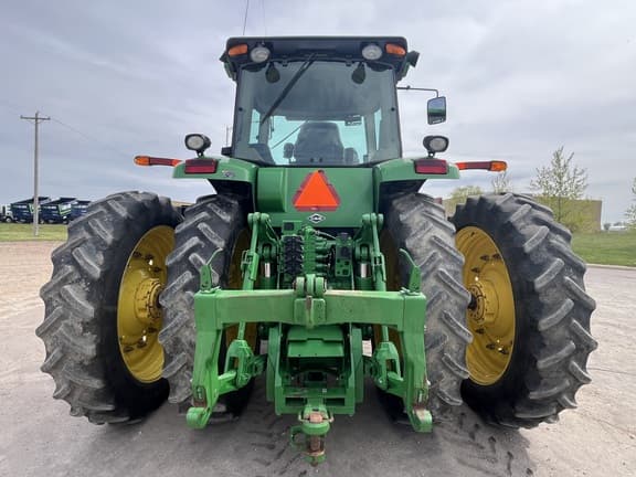 Image of John Deere 8130 equipment image 4