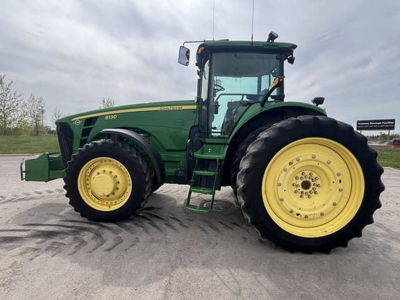 2006 John Deere 8130 Equipment Image0