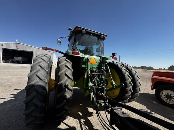 Image of John Deere 8230 equipment image 3
