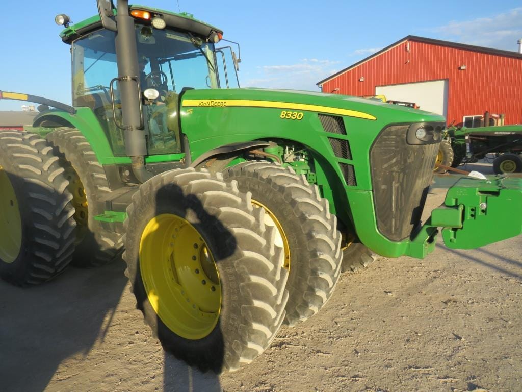 2006 John Deere 8330 Equipment Image0